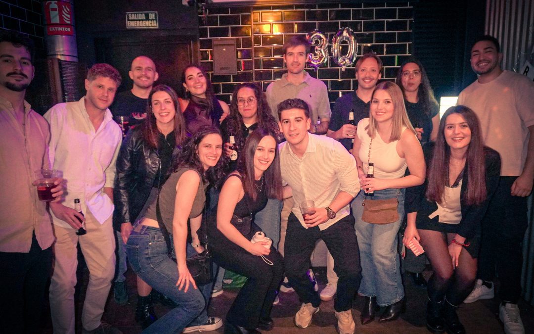 2026-04-1,3,4 Bar para celebrar eventos en Madrid